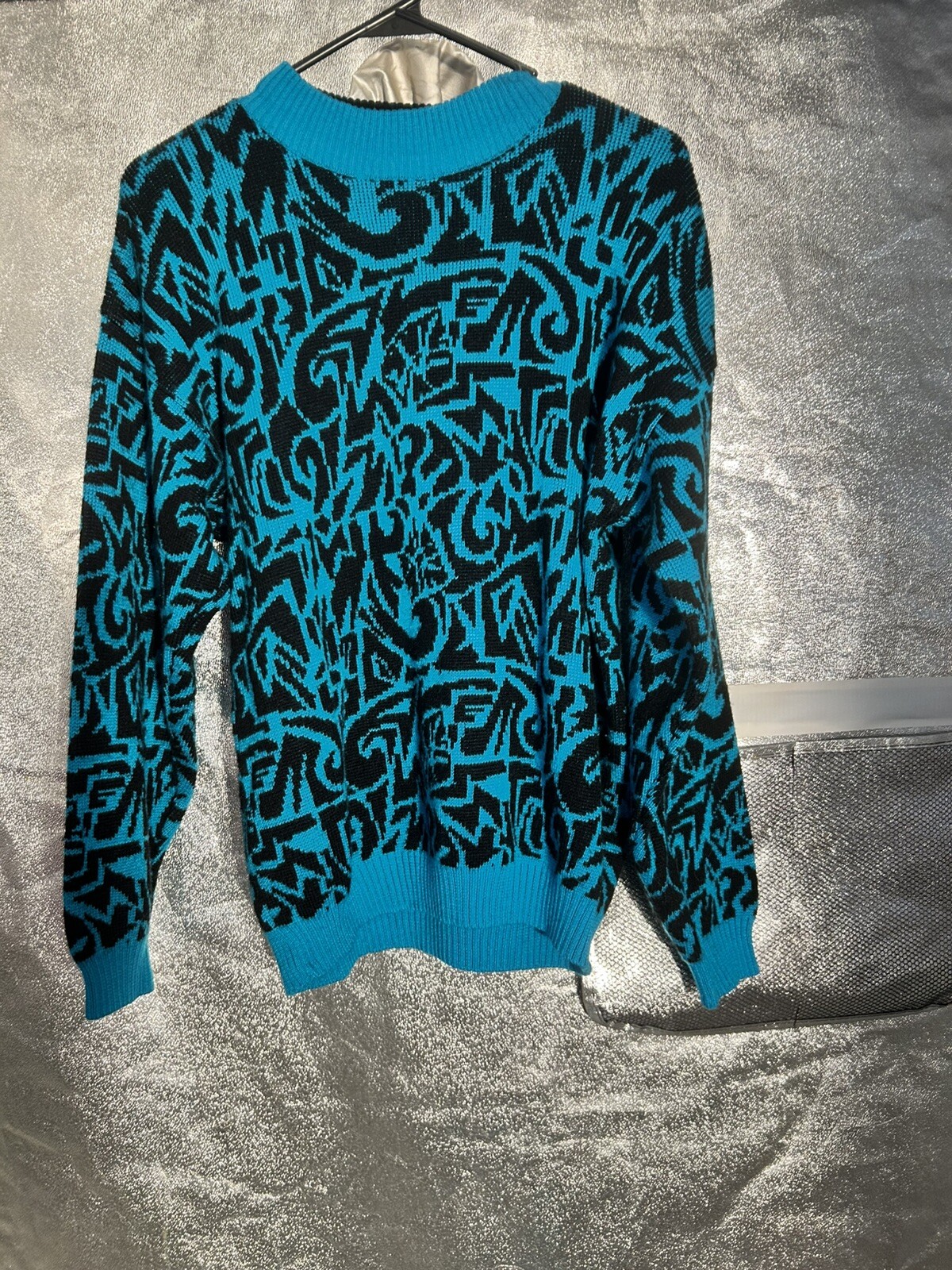 Snuggler – Blue and BlackWoven WOOL Blend – Warm Cozy SKI Sweater sz M *Vintage!