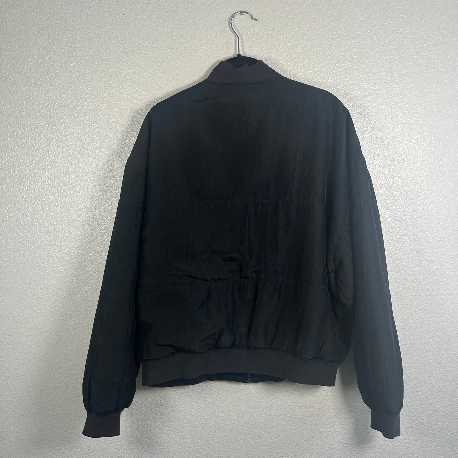 Rare Vintage 100% Silk Women’s Black Bomber Jacket – Oblisk Medium