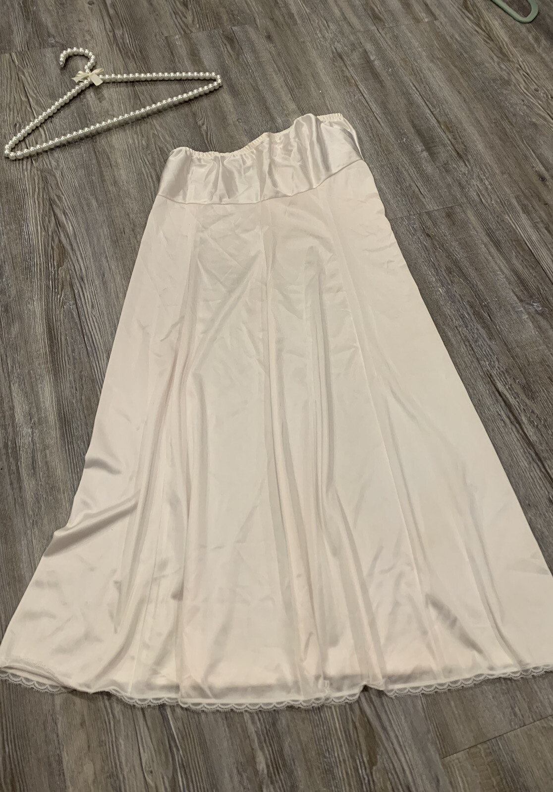 VTG Vanity Fair Ivory Silky Satin 100% Nylon Antron III USA Strapless Slip 34LL
