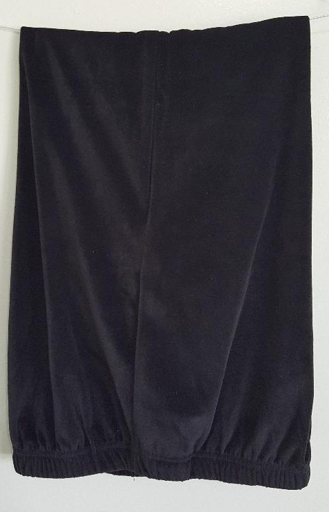 Victoria Morgan Velour 2 Piece White Tiger Jacket & Black Pants both in Size 10