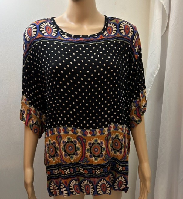 EXCLUSIF by Whispers NWT VTG 80s Women’s L Short Sleeve Multicolor/Pattern Top