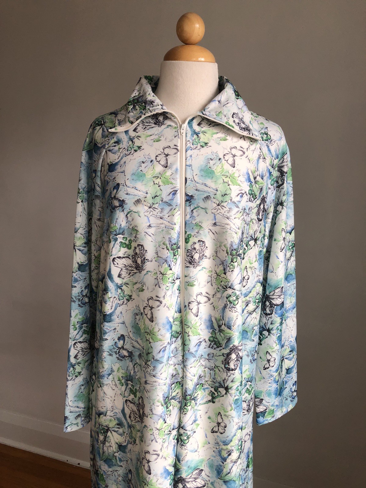 GORGEOUS VTG ELAINE SKLAR Lingerie Co. Blue Butterflies Zip-up Loungewear Robe M