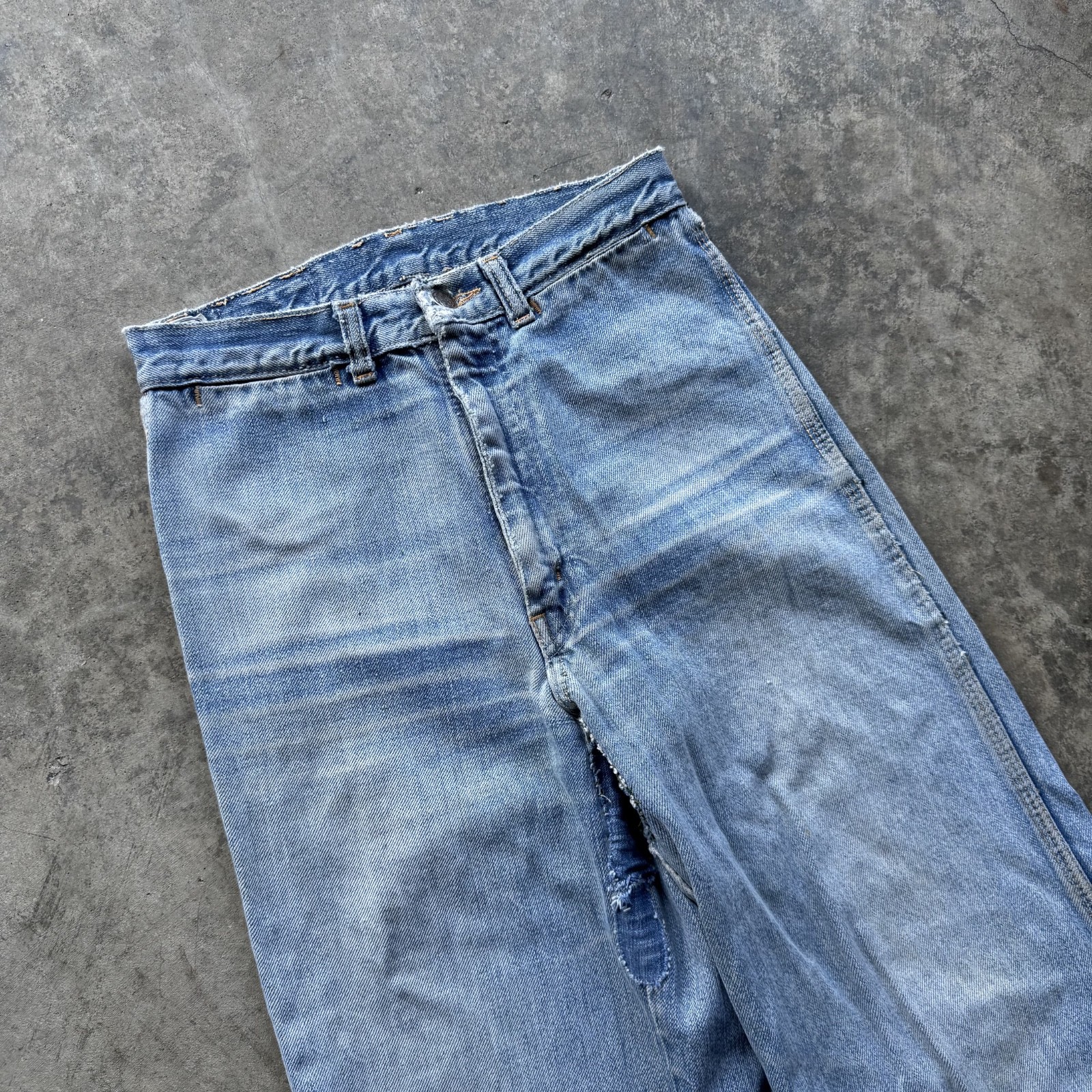1970s BearBottoms Seattle Wide Leg Flare Jeans 26×30