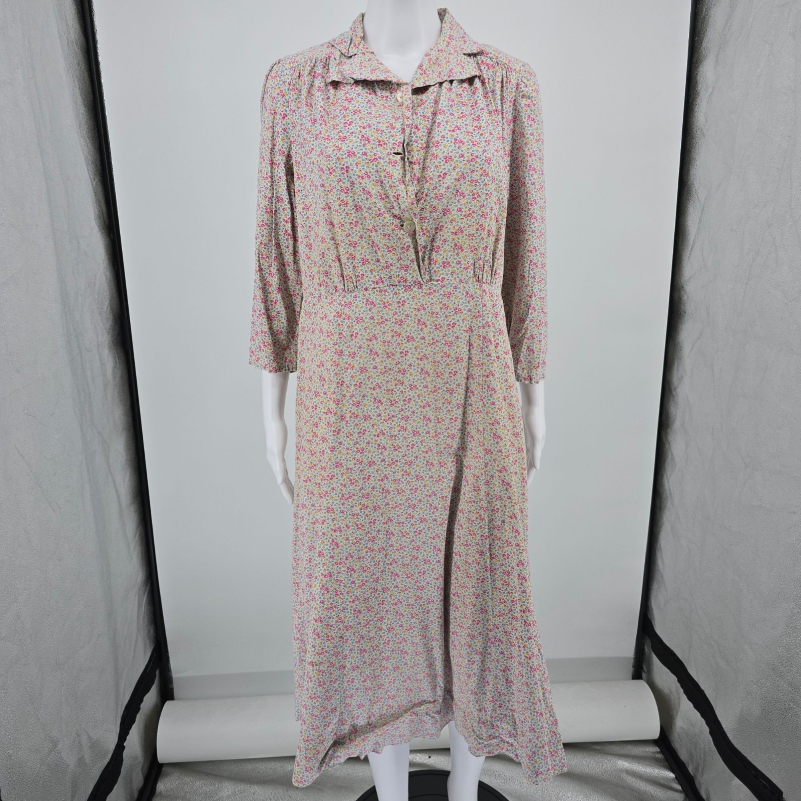 Vintage 1940s Ditsy Floral Pattern Cotton Midi Housedress/Day Dress (12/L)