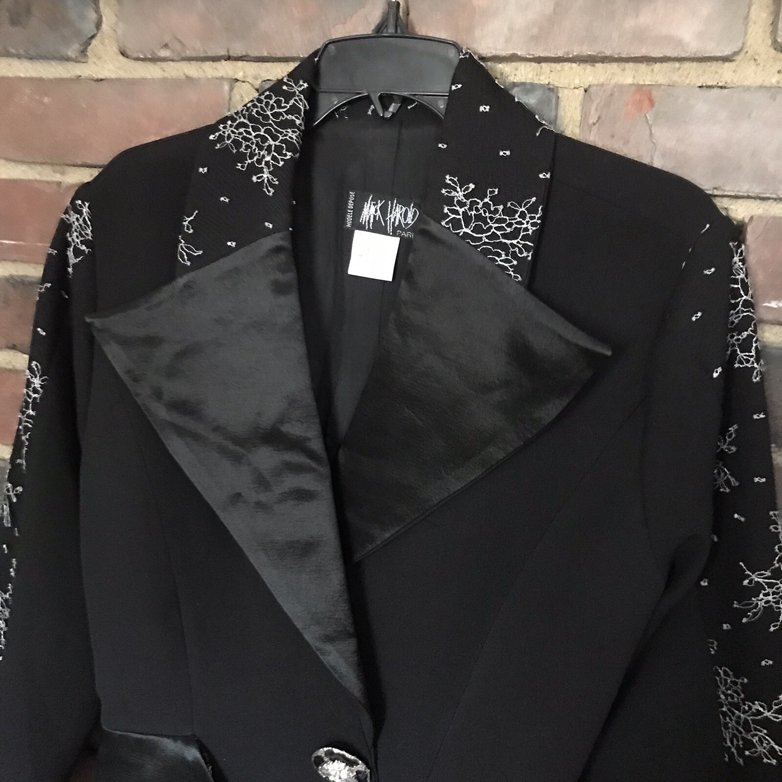 Vintage MAICK HAROLD Paris jacket size 40 -34 chest -25” long -20” sleeves