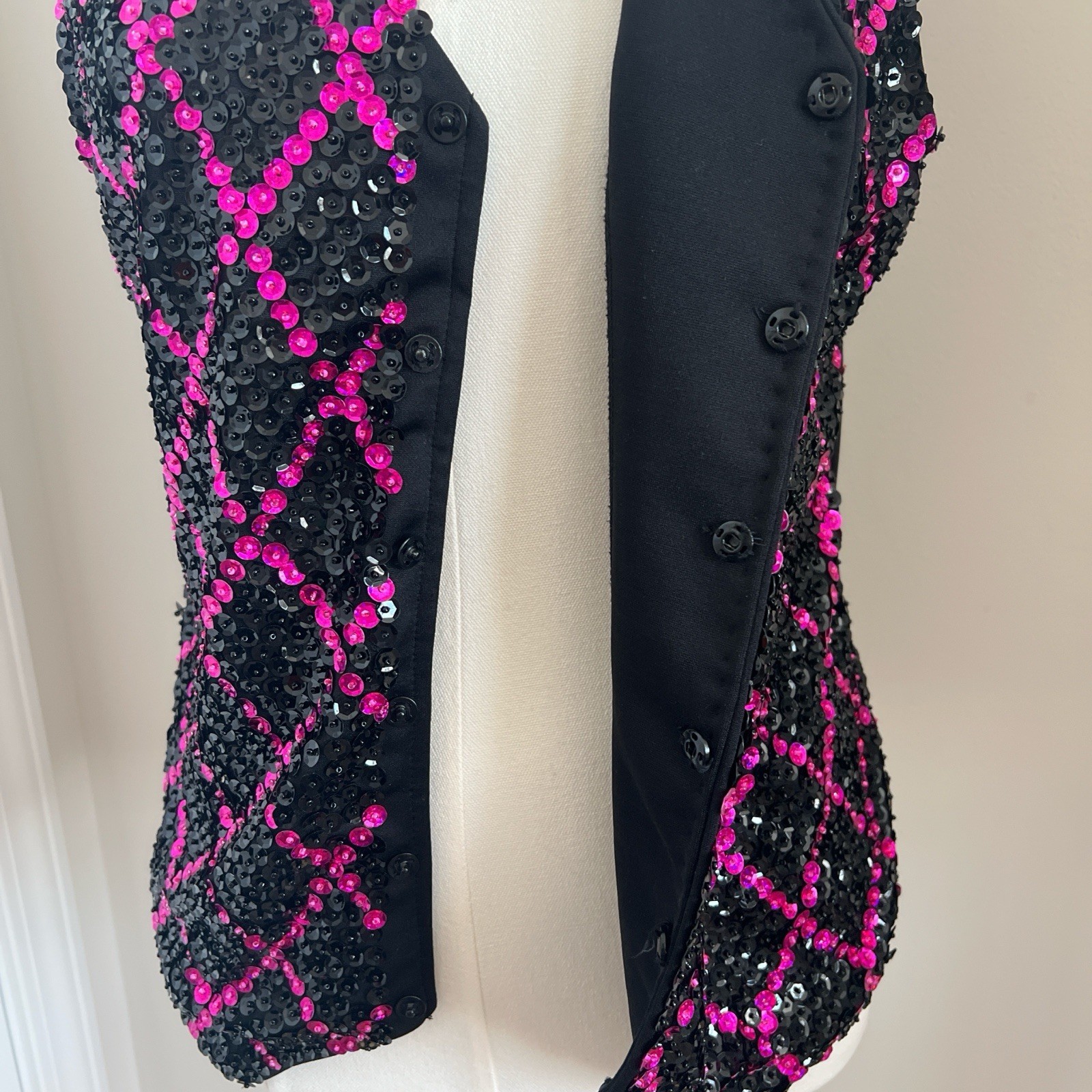 Vintage Hot Pink/Black Beaded/Sequined Vest Size XL from Glamorous Costume