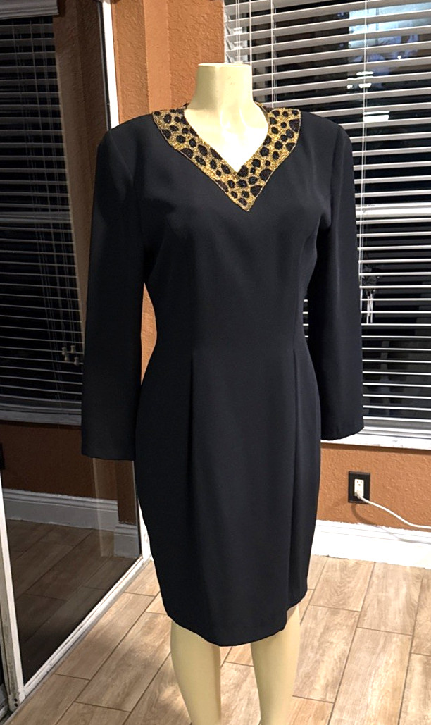 Vintage Ms Chaus Black Dress W/Sequin Color Vneck Sz 12 wc