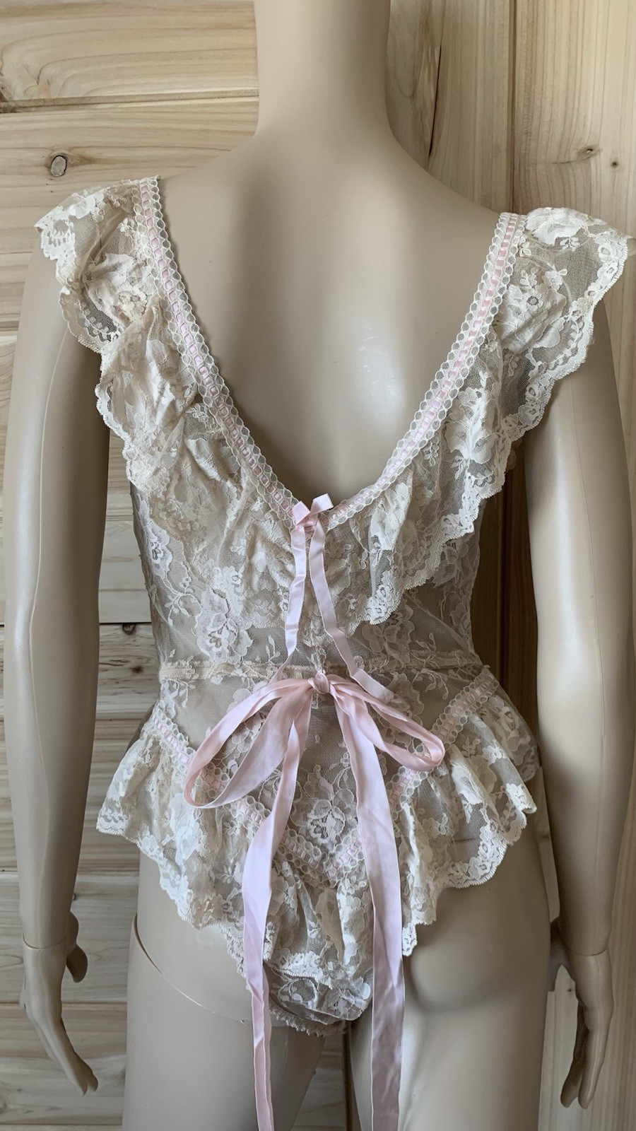 Vintage 70s 80s Designer Emil Bole Tan Beige nude Floral Lace Teddy W Ribbons