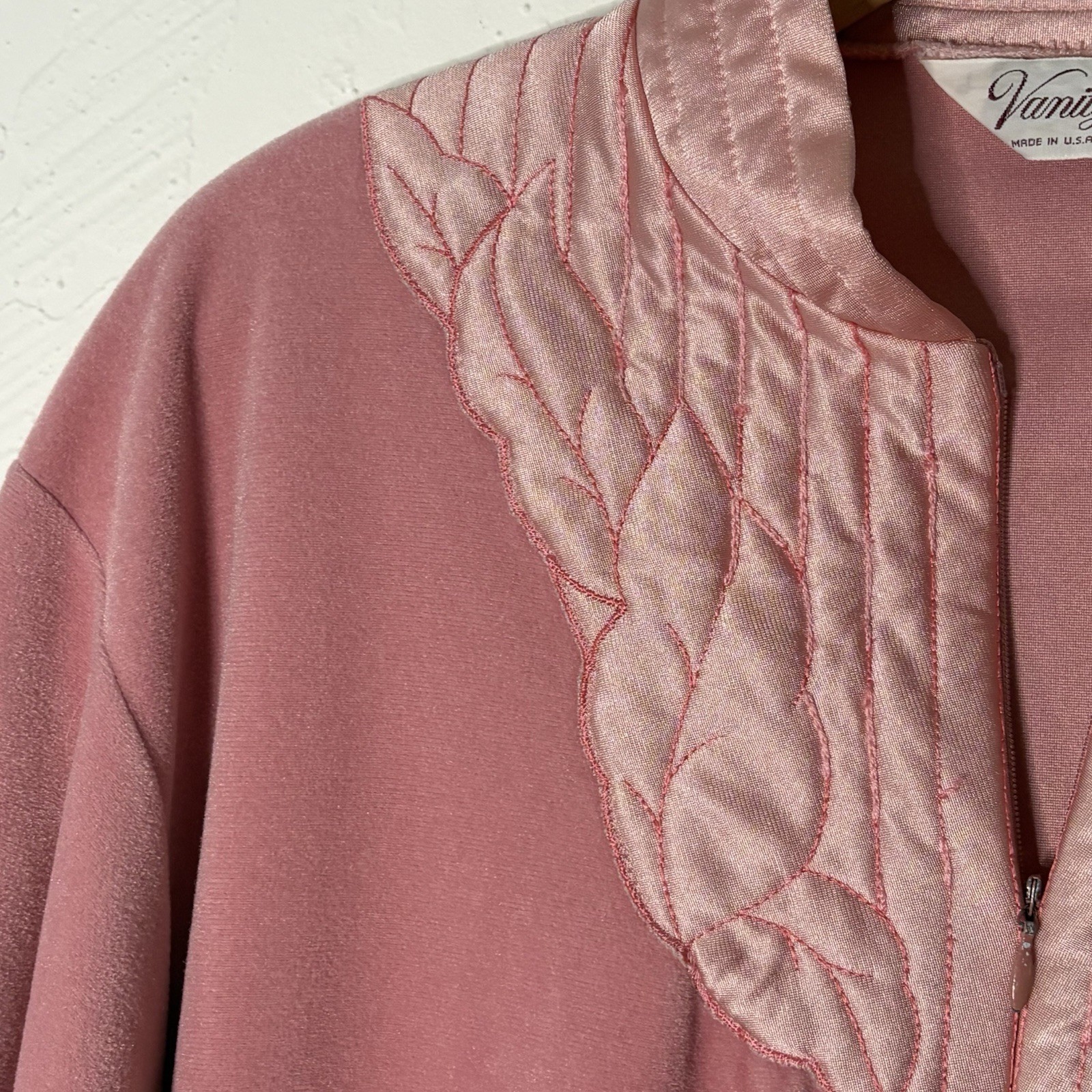 Vtg Vanity Fair Sz S Dacron Polyester Robe Pink Zipper Lounger Pocket Grannycore