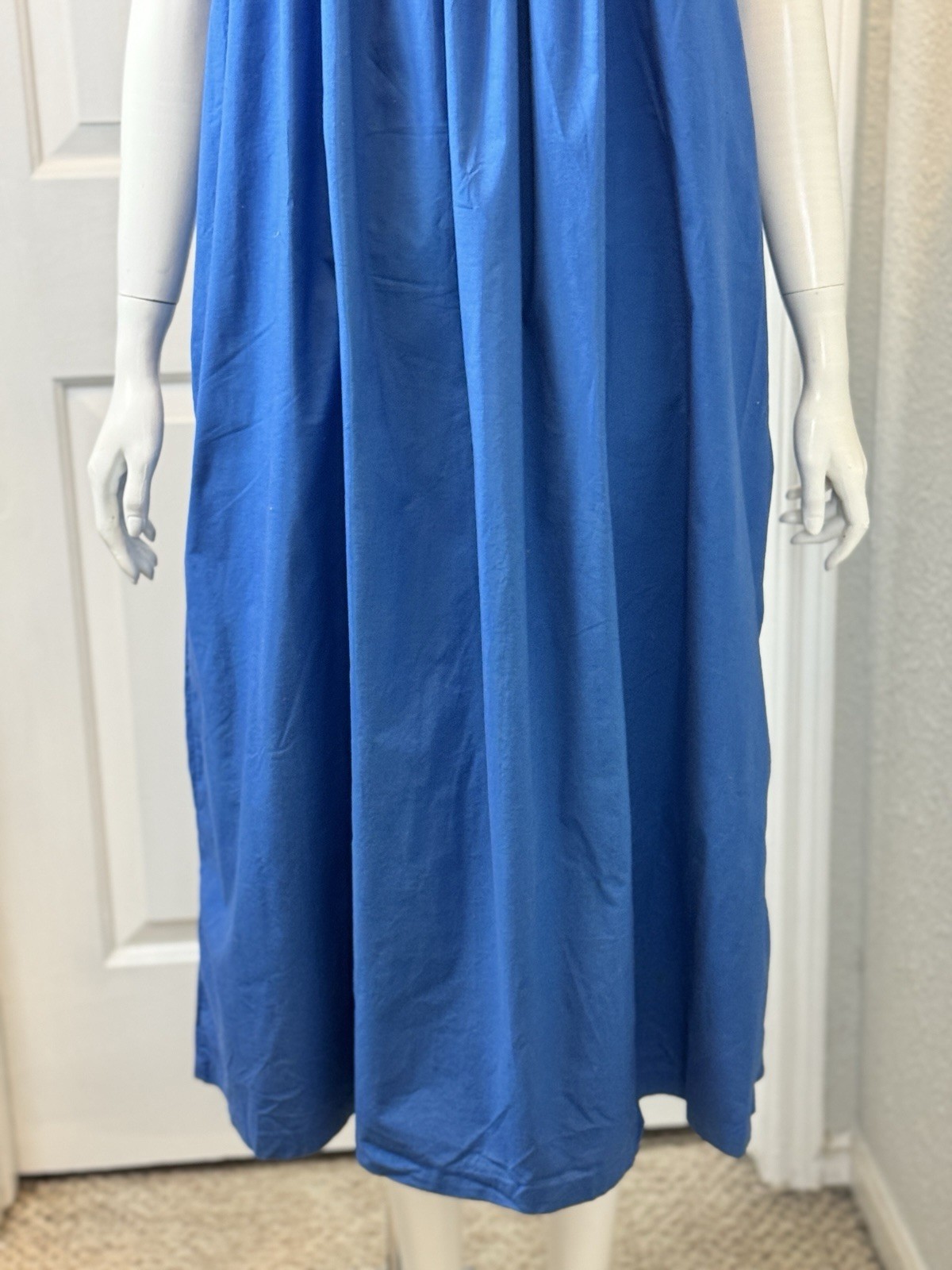 Whispers Vintage 100% Cotton With Side Pockets Blue Embroidery Dress Medium
