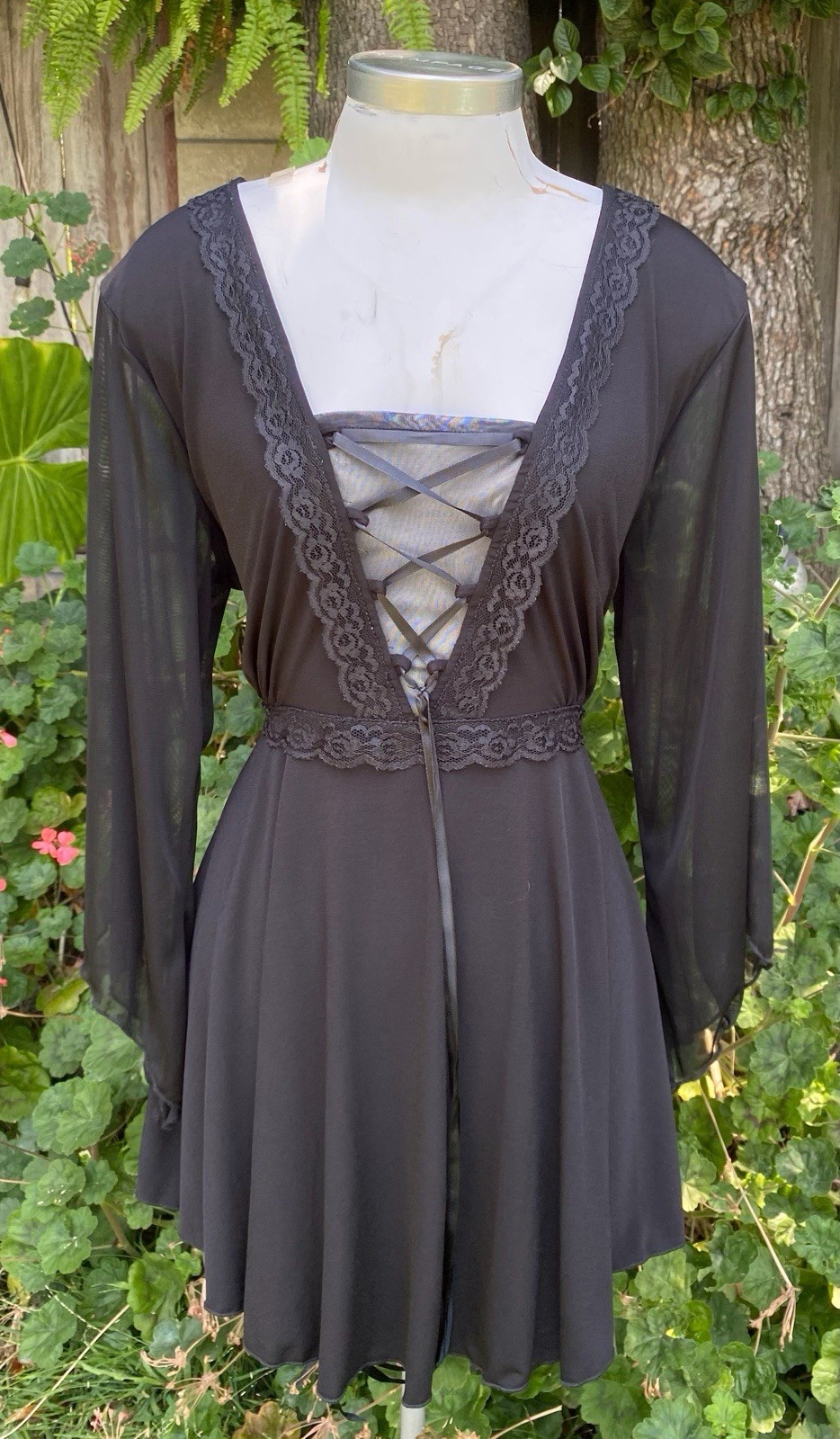 Vintage Dare To Wear 4X Lace Up Bell Sleeve Top Babydoll Goth Witchy Gothic