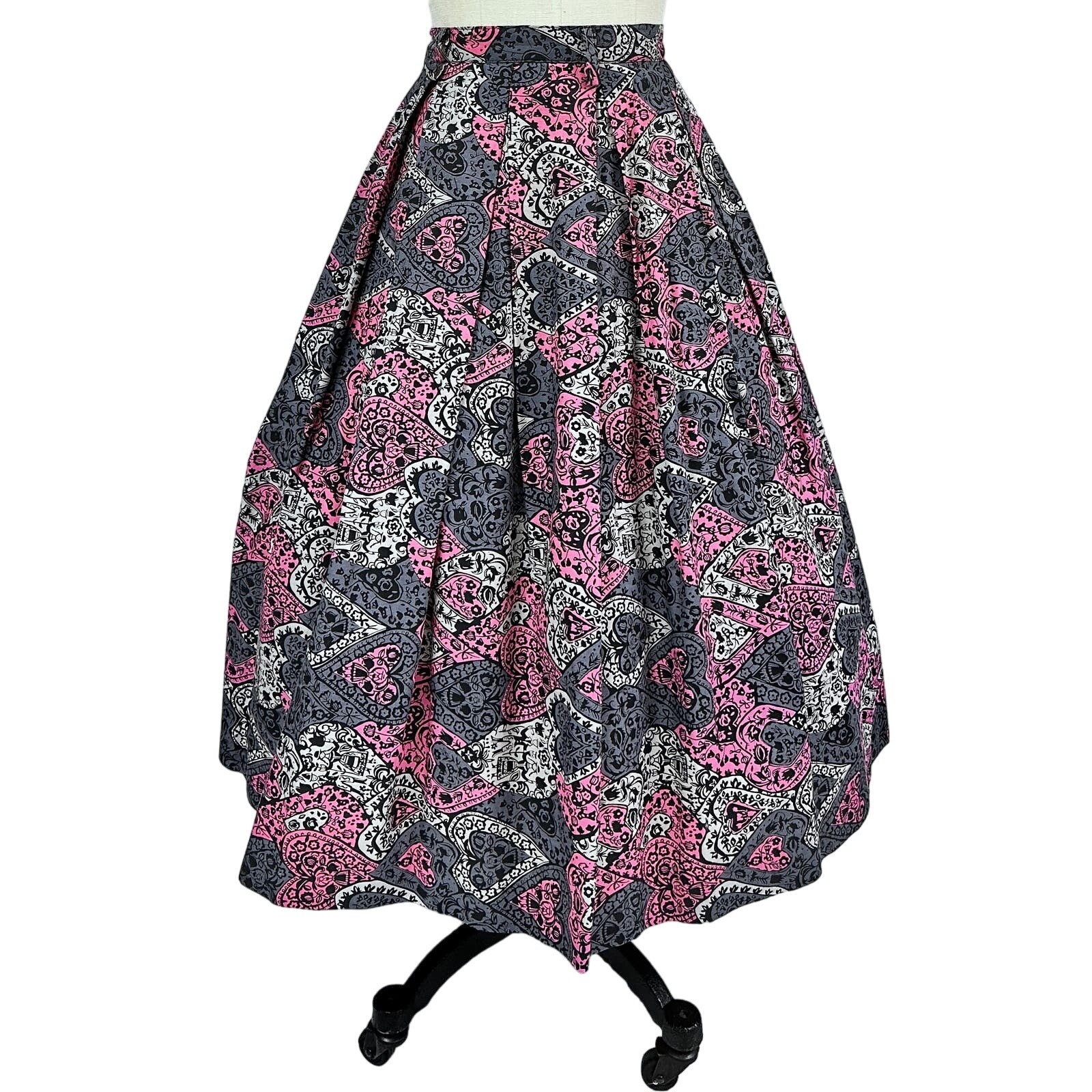 1950s VTG Pink Grey Cotton Pleated Skirt Dutch Heart Couple Print Full Sz S