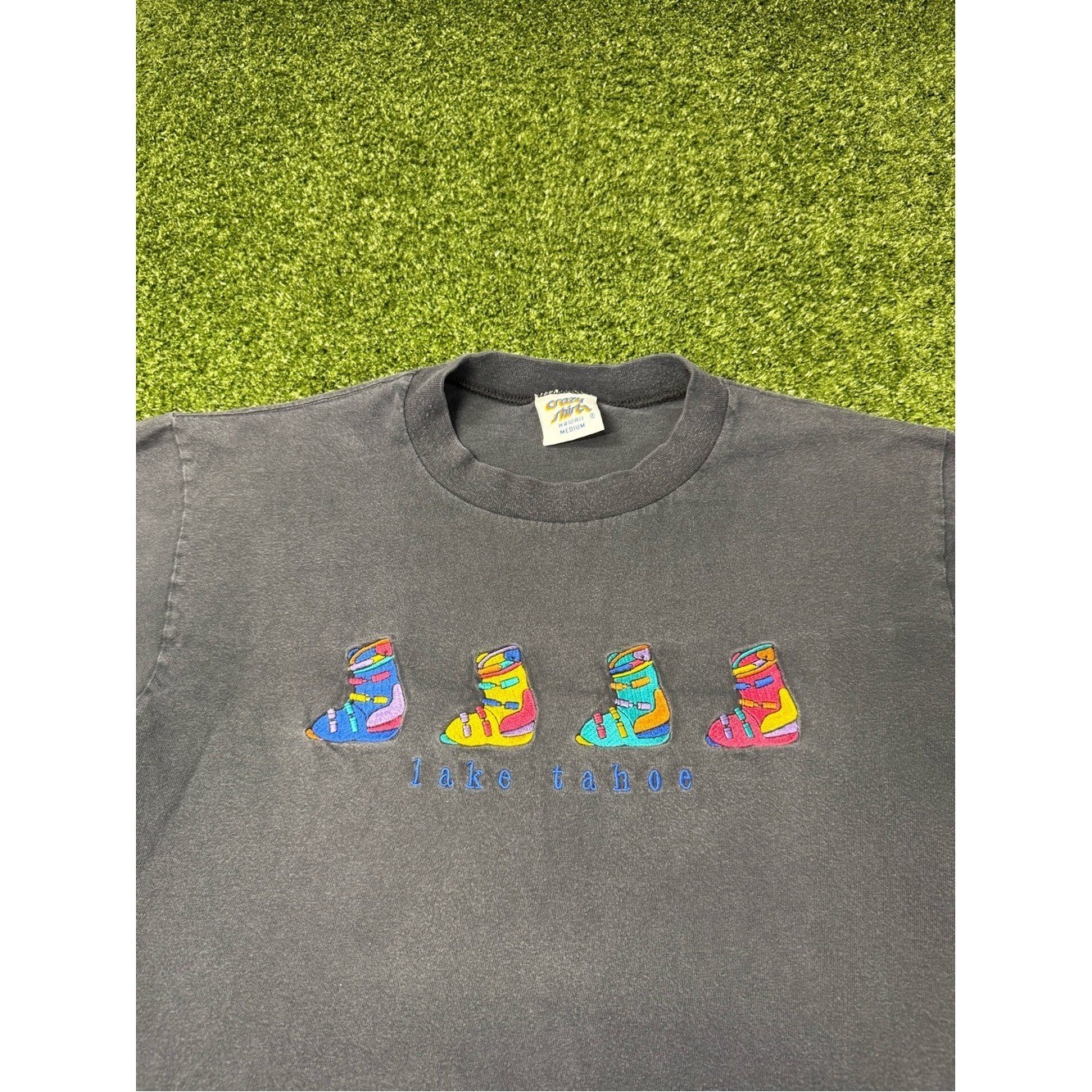 Vintage Crazy Shirts Lake Tahoe Ski Boot Long Sleeve Black Colorful T-Shirt S
