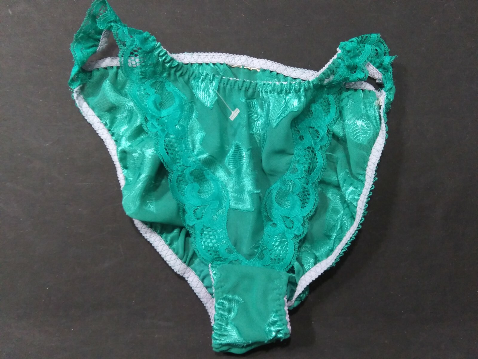 Vintage Victoria’s Secret Panties Medium Elastics are Fine satin tag gone m/6