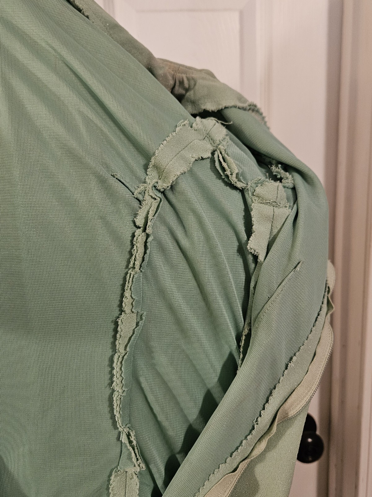 Vintage 60s handmade polyester green lightly sparkly dress. Size 6/8