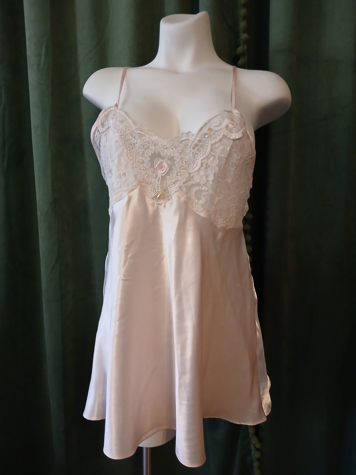 Vintage Pink Liquid Satin Heart Lace Sequins Pearl Rose Nighty Lingerie M EUC