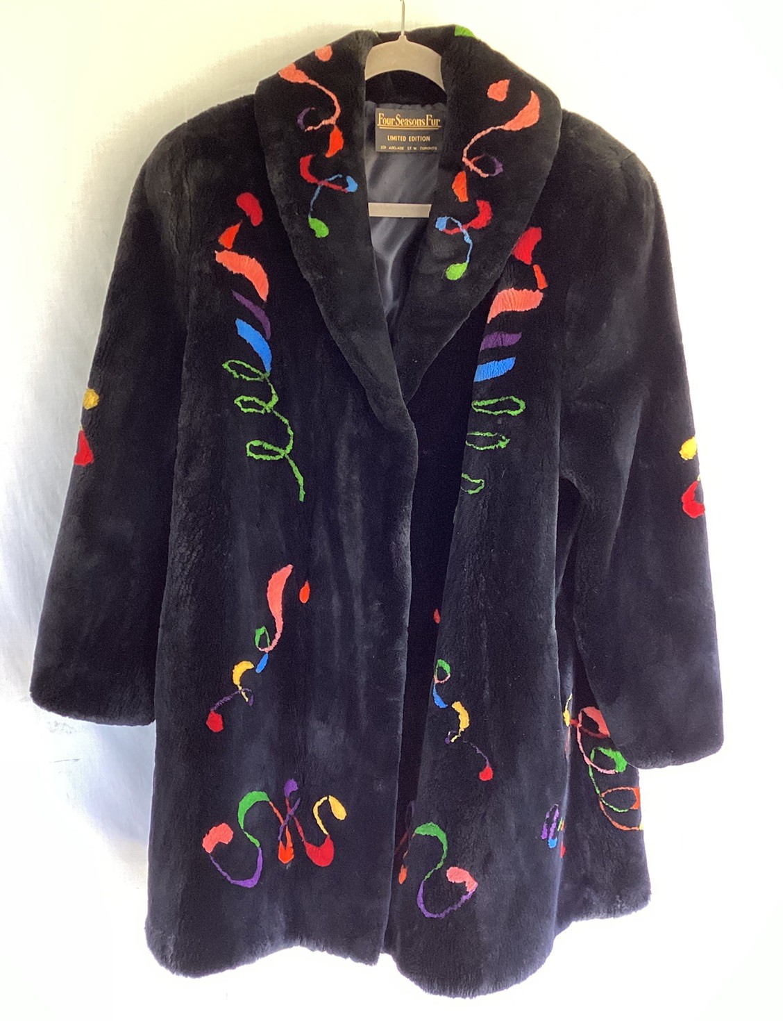 Vintage FOUR SEASONS FUR Canada Black Sheared Beaver Fur Swing Coat