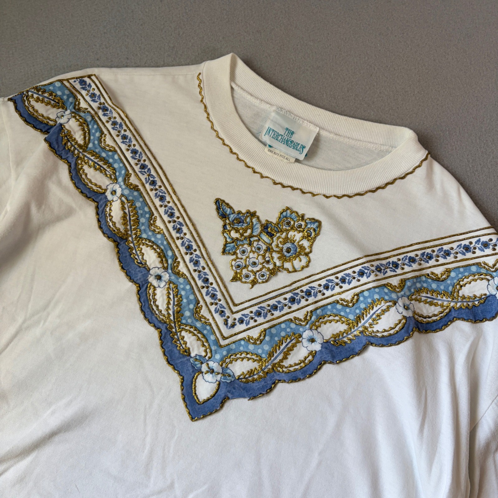 Vintage The Interchangeables Puffy Paint Floral Graphic T-Shirt White OSFA