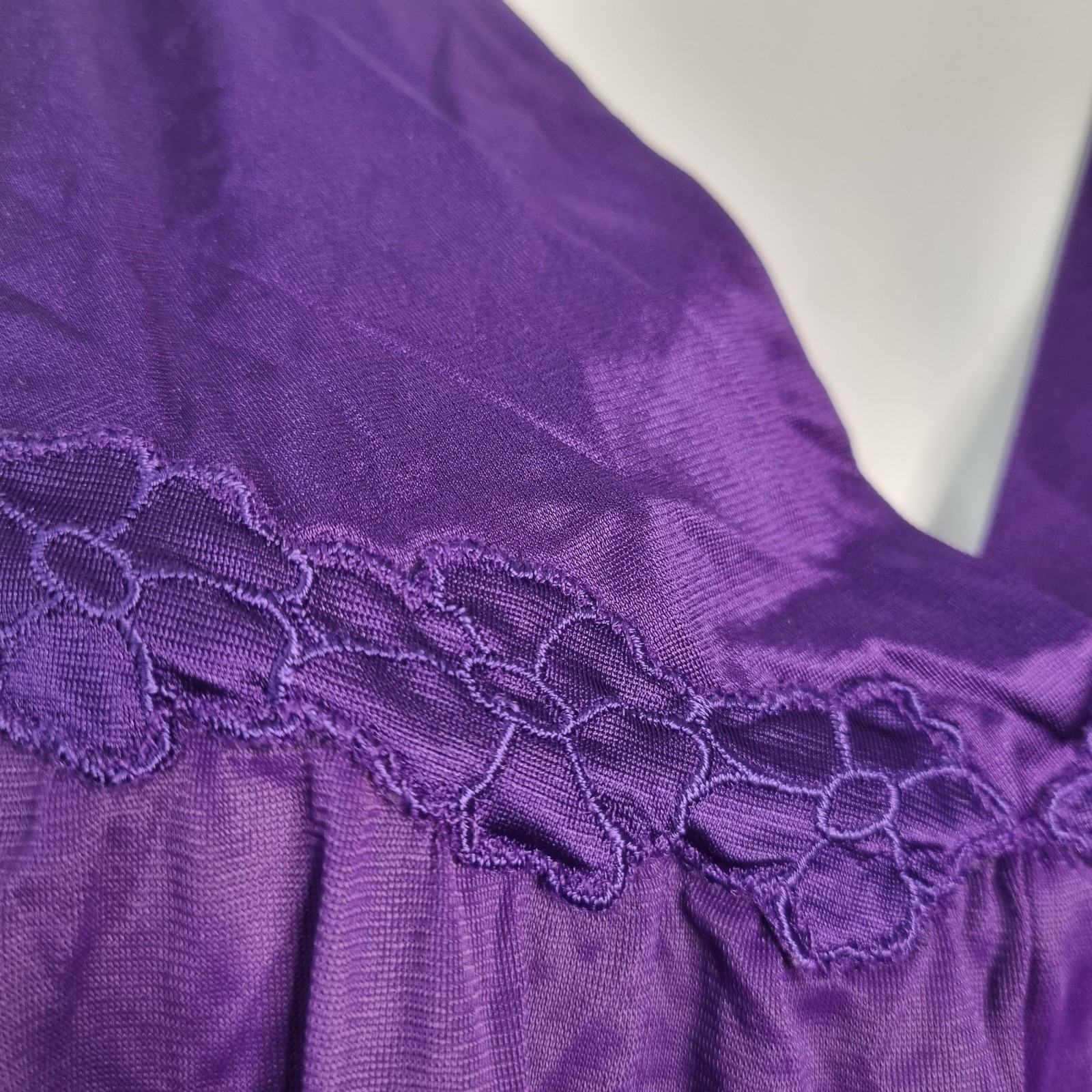 Lot Of 2 VTG Nightgown Vanity Fair Vandemere Nightie Nylon Lace Purple Lace Sz L