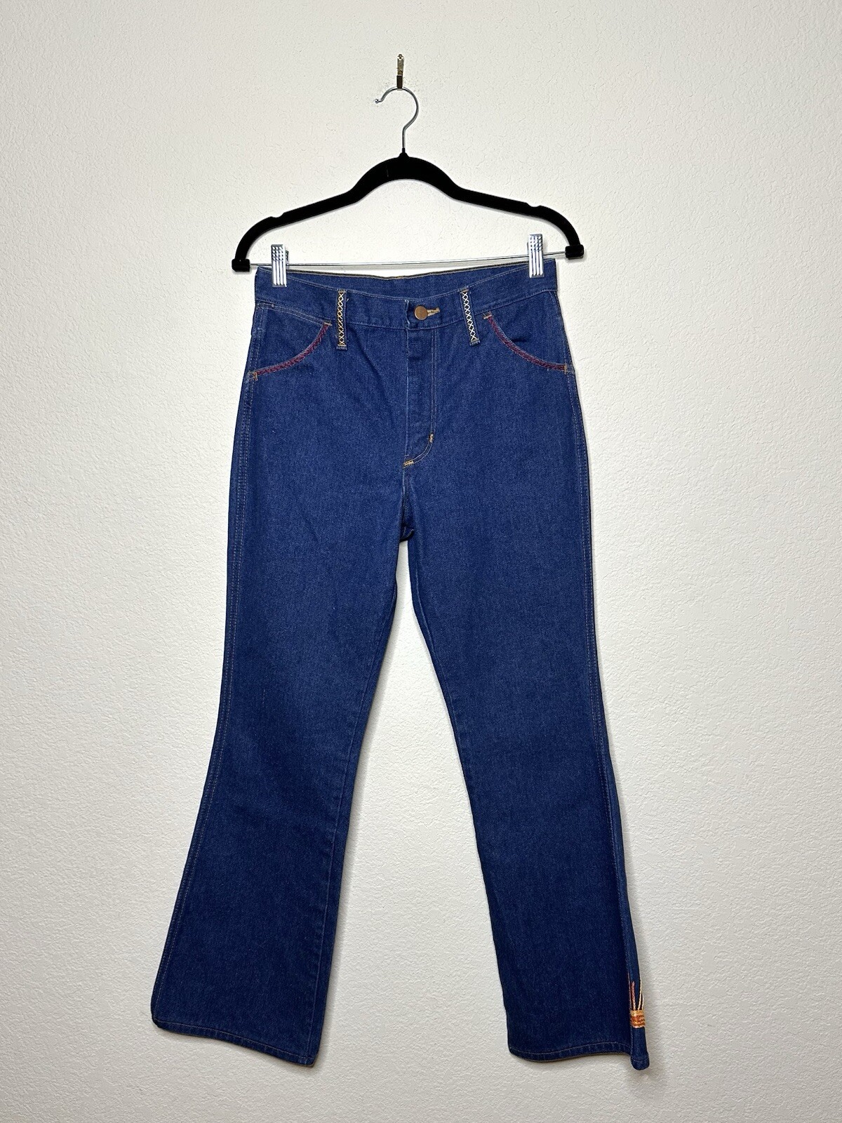 NOS 70s Vintage Hand Embroidered Wrangler No Fault Bootcut USA Denim Jeans 28×29