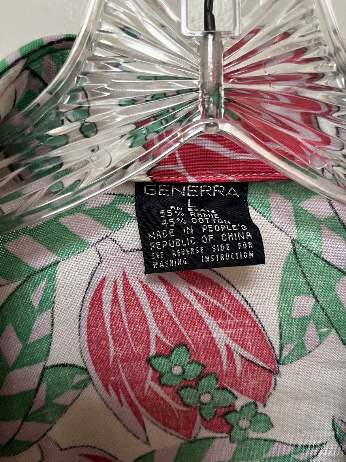Vintage 80s 90s Generra Women’s Large White Cotton Blend Polo Camp Shirt Tulip
