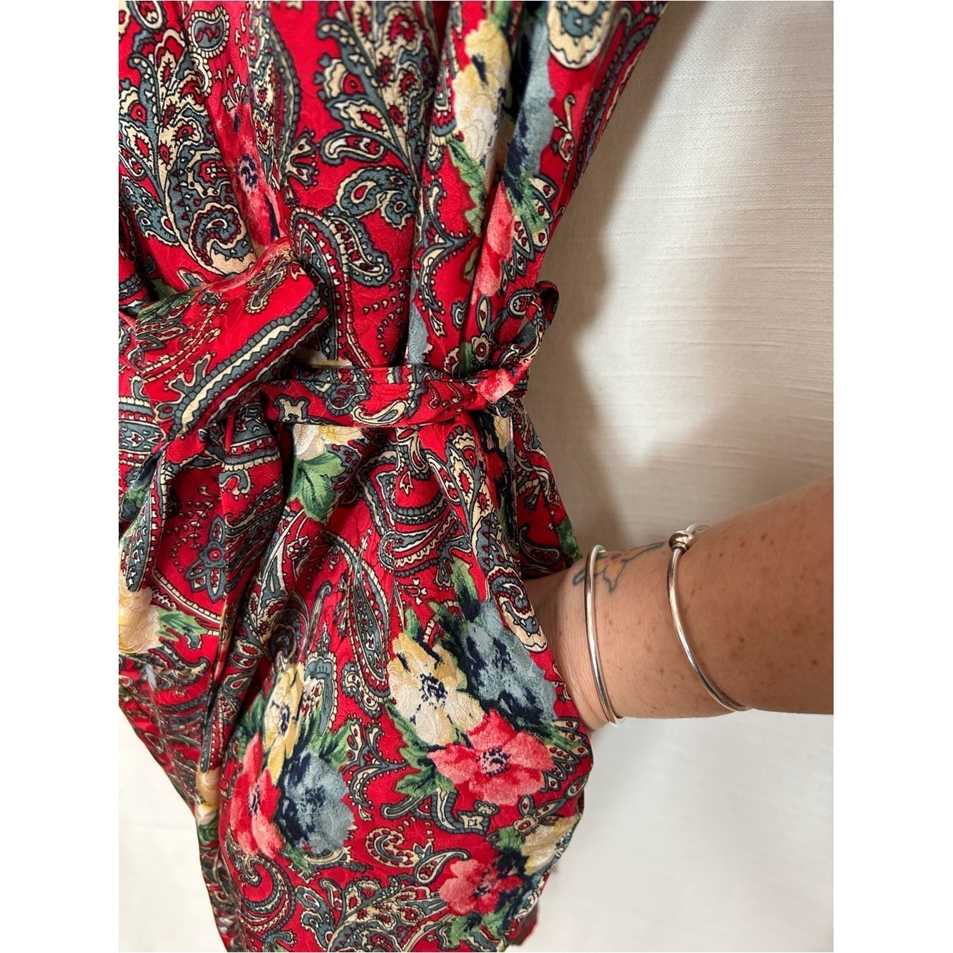 100% Silk Vintage august silk Floral Paisley Tie-Waist Mini Slip Dress & Robe