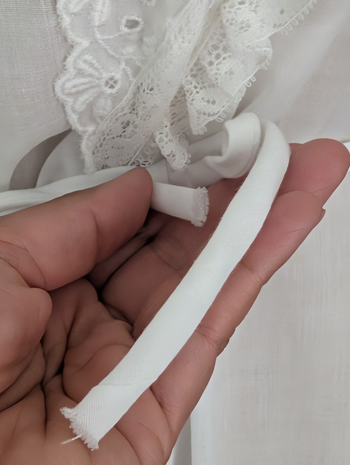 Vintage Christian Dior Eyelet Lace Trim White Robe Rare Sz S