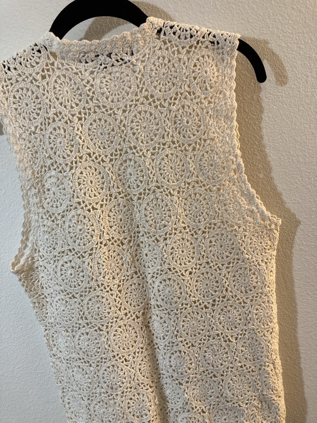 Vintage 90’s Crochet Knit Sweater Vest Outback Red Size S