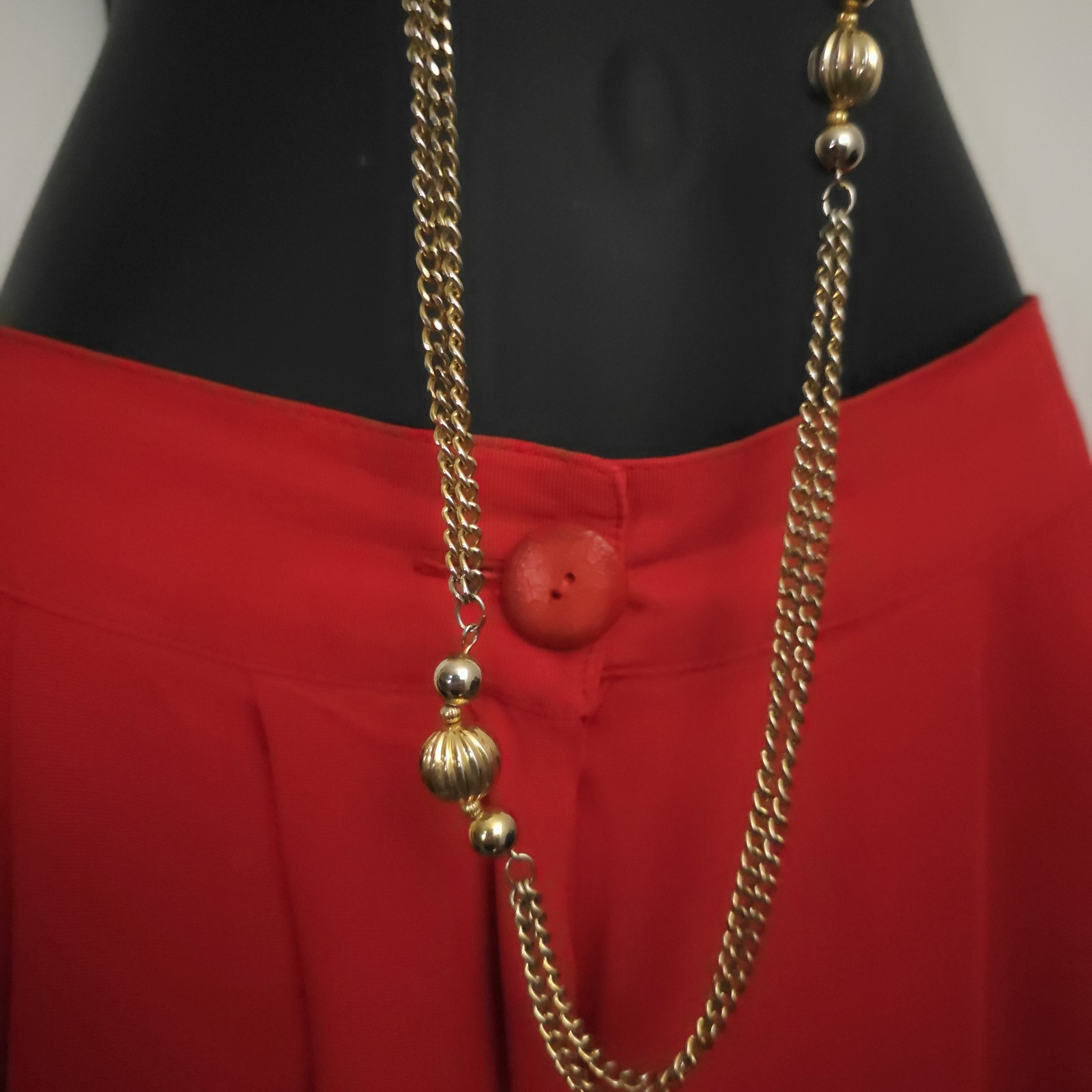 Vtg Red Flowy Shorts Rayon USA Sm/Med Pleated 1980s Fairy Glam Classic Stretch