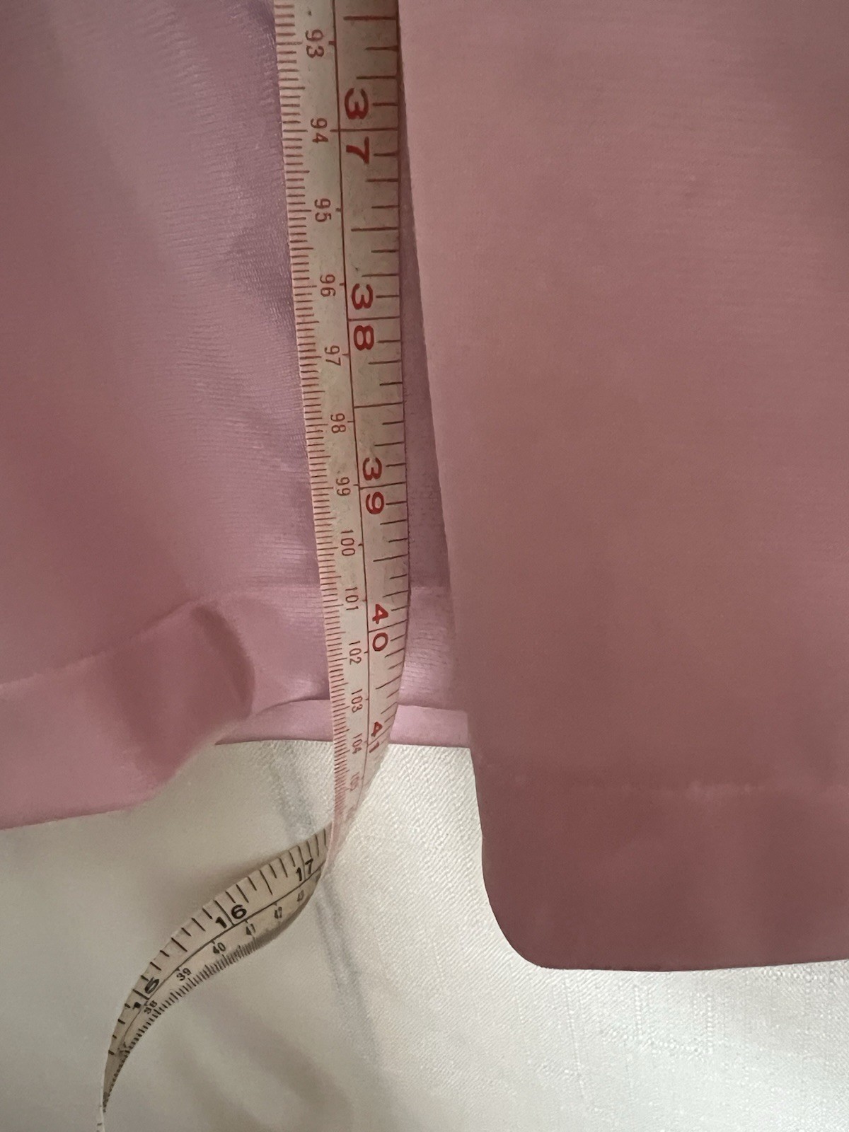 VTG 1950s Vanity Fair Pink SML Overlay Robe With Lace Accents l Made In USA