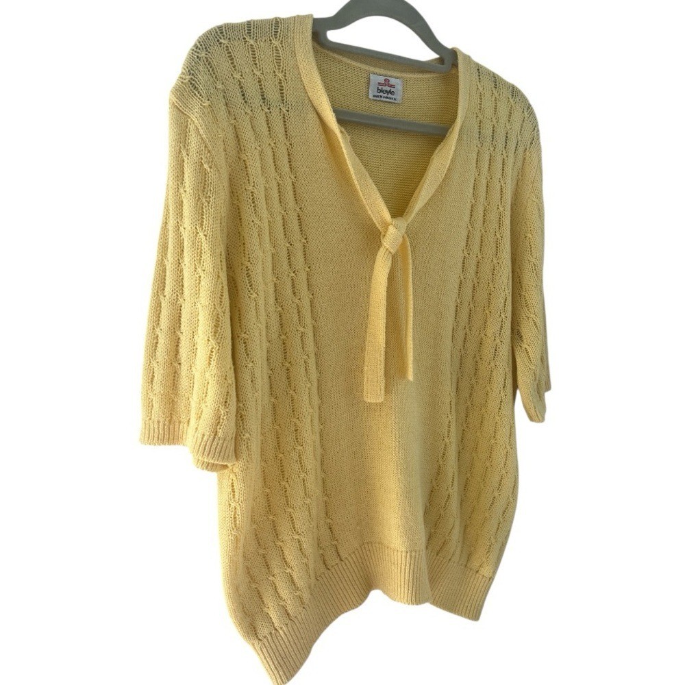 Vintage Bleyle sweater short sleeve cable knit cottage yellow sweater size large