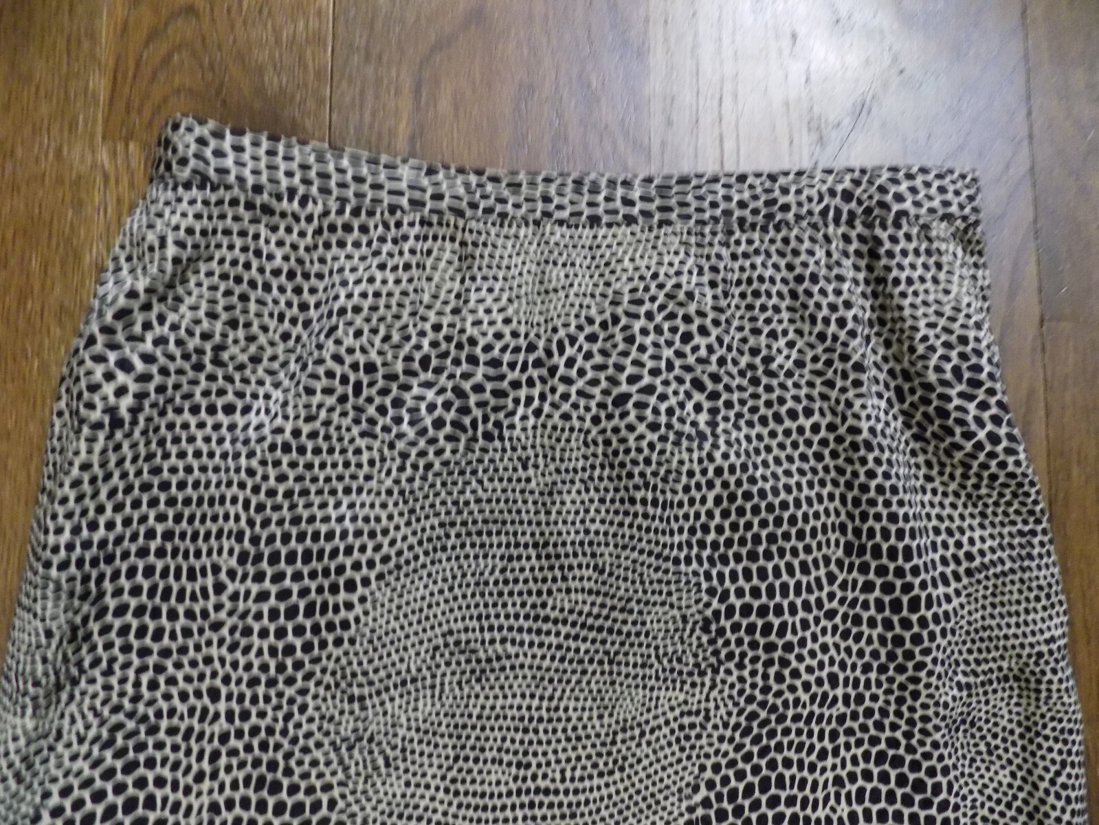 Vtg FAB Adele Simpson Suit 100% Silk Black tan Leopard Long Jacket & Skirt sz 8