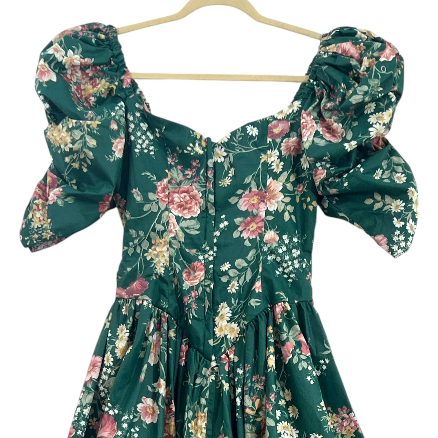 Vintage 80’s Loralie Floral Cottagecore Dress Green Size 10 Pre-Loved