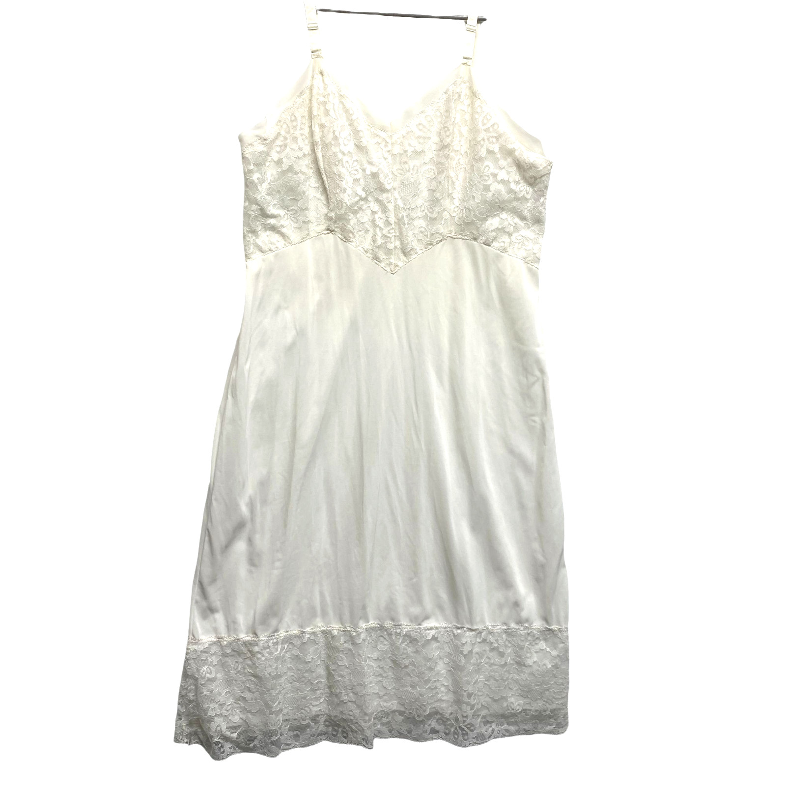 Vintage Slip Pembrooke Lace Measurements in photos EUC