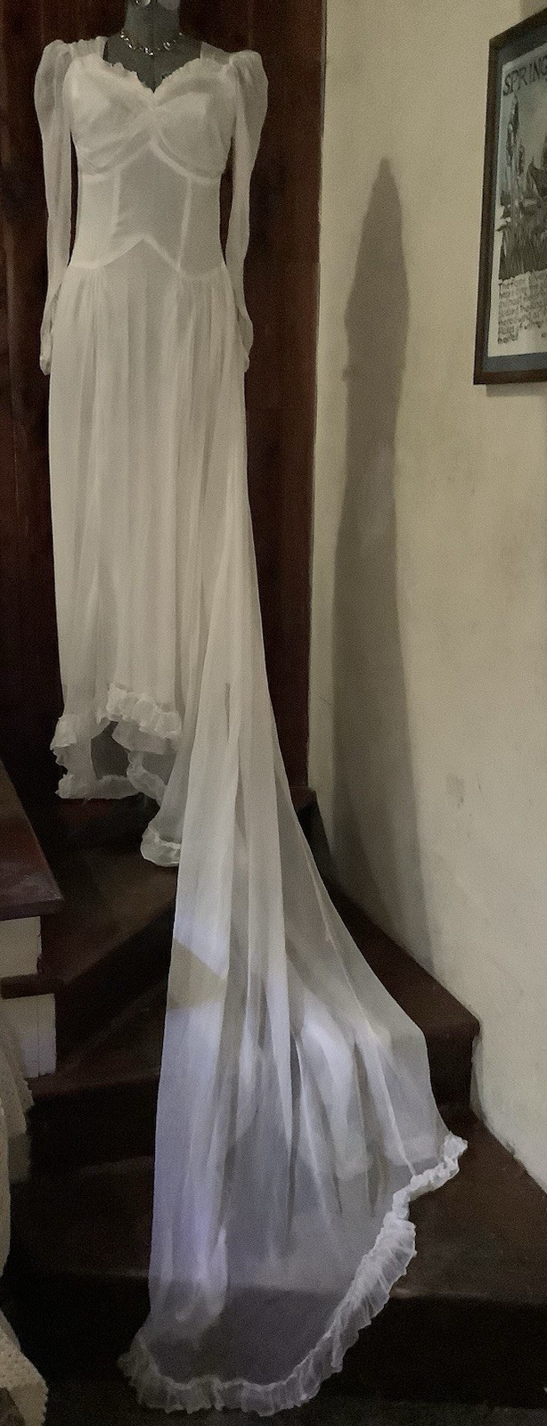 Vintage 1930’s Dreamy Romantic Ethereal Wedding Gown Dress 32-26-46