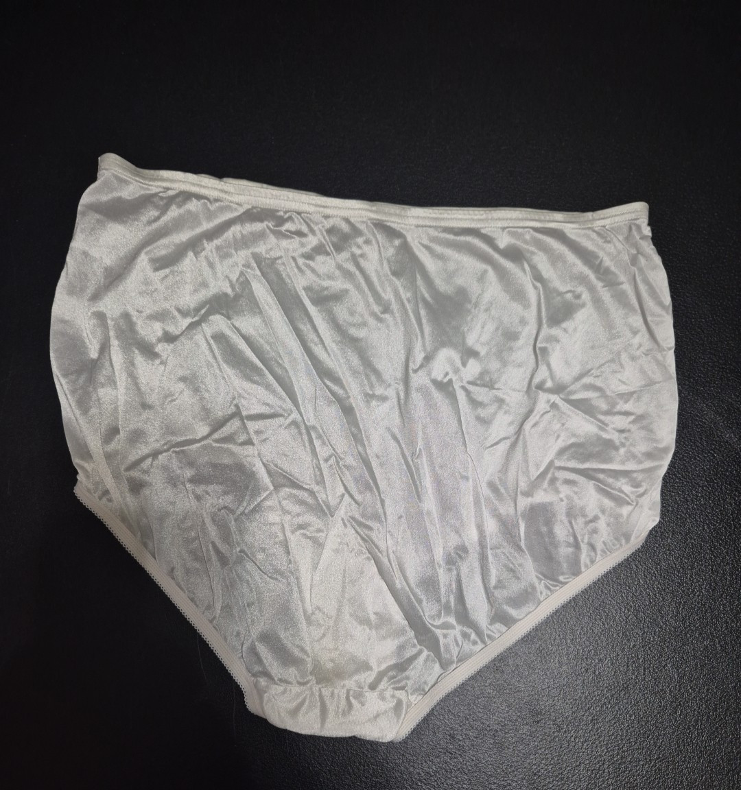 Vanity Fair White Lace Nylon Granny Panties Size 6 Made In MEXICO