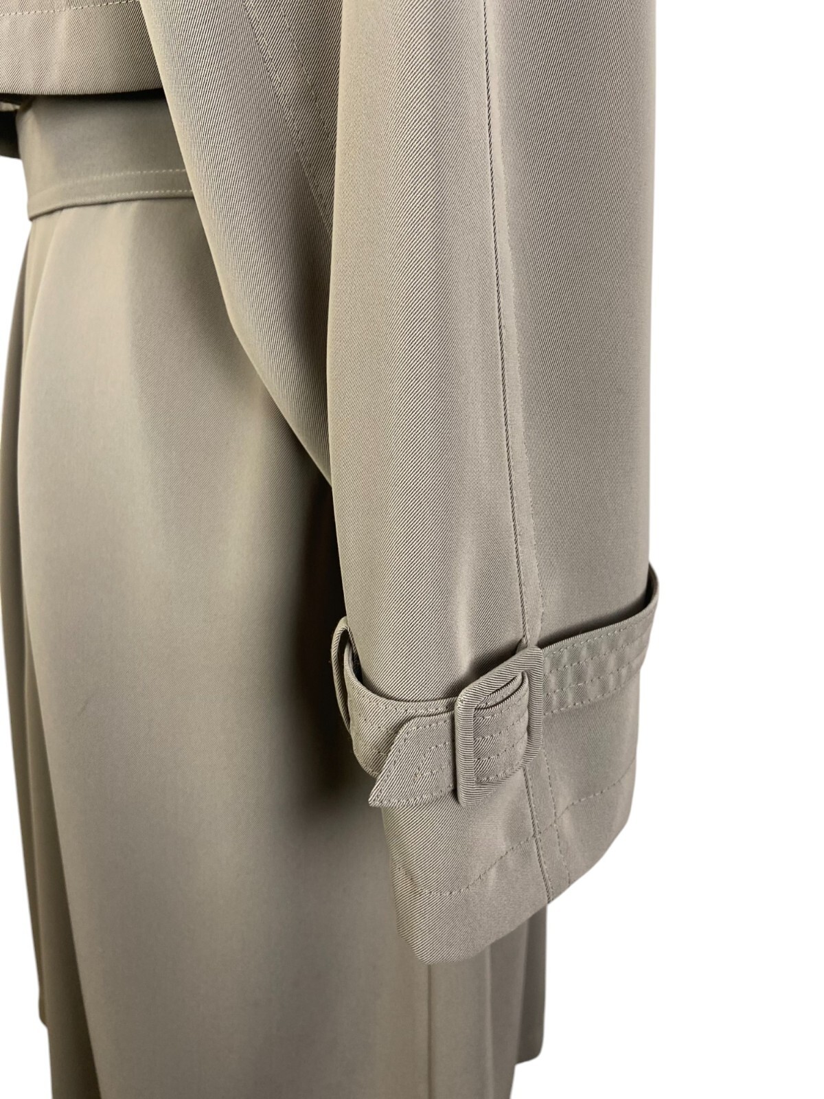 Stylish Vintage 90s Women’s Classic Trench Coat by Mura | Beige coat with belt