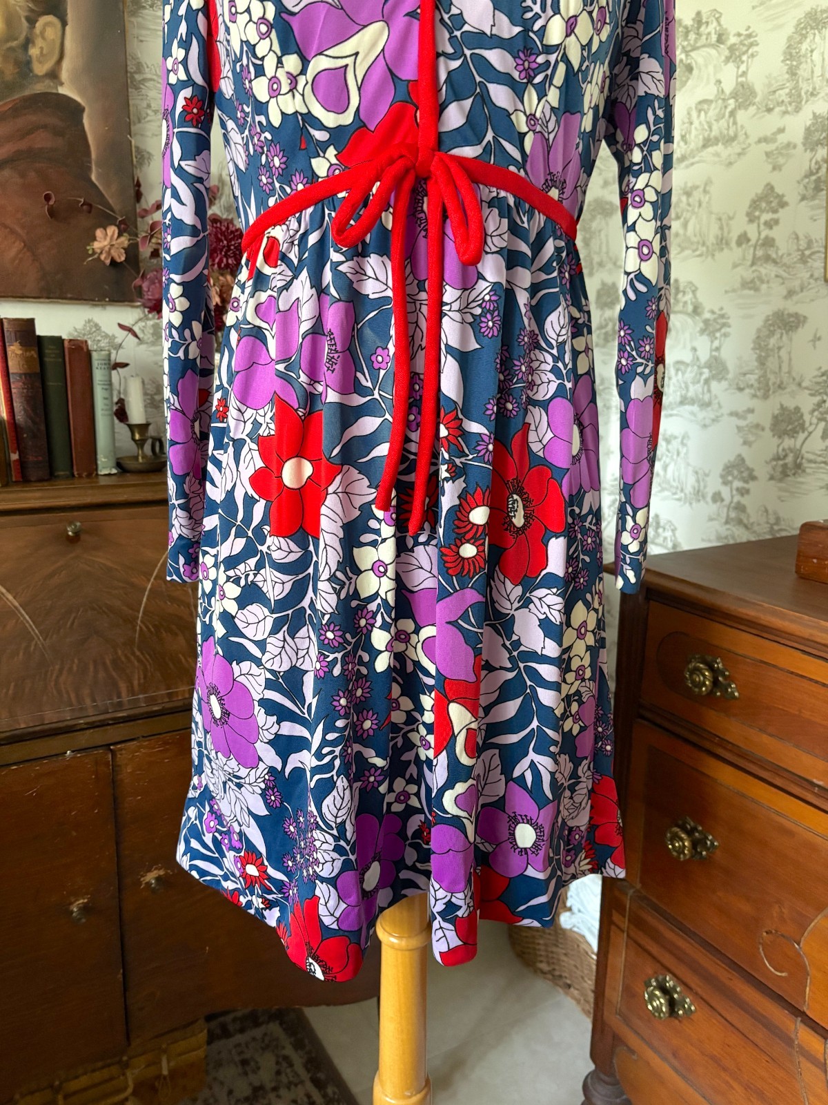 Vintage 60s Bloomingdale’s Sixties East Floral Dress Mod Retro Colorful