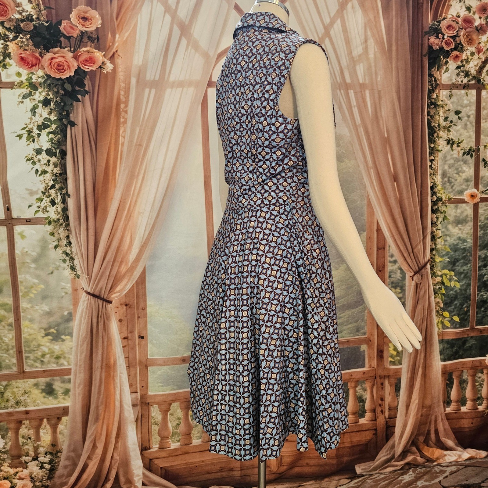 Vintage 1970s Dress Fit and Flare Sandy Lane Blue Brown Geometric Print Buttons
