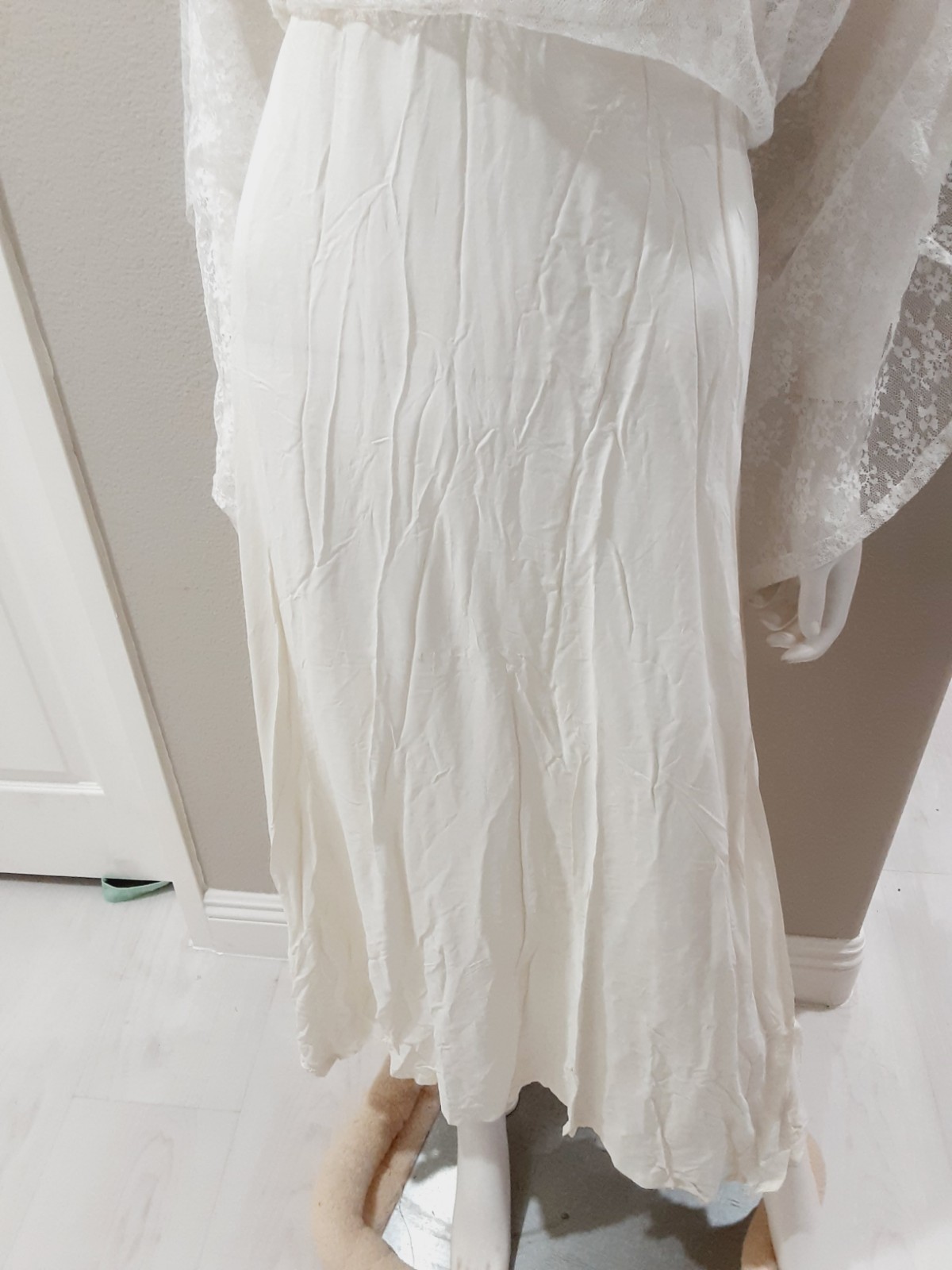Vtg Wedding Tea Party dress Lace Off White Short Sleeve Cape High Neck Union