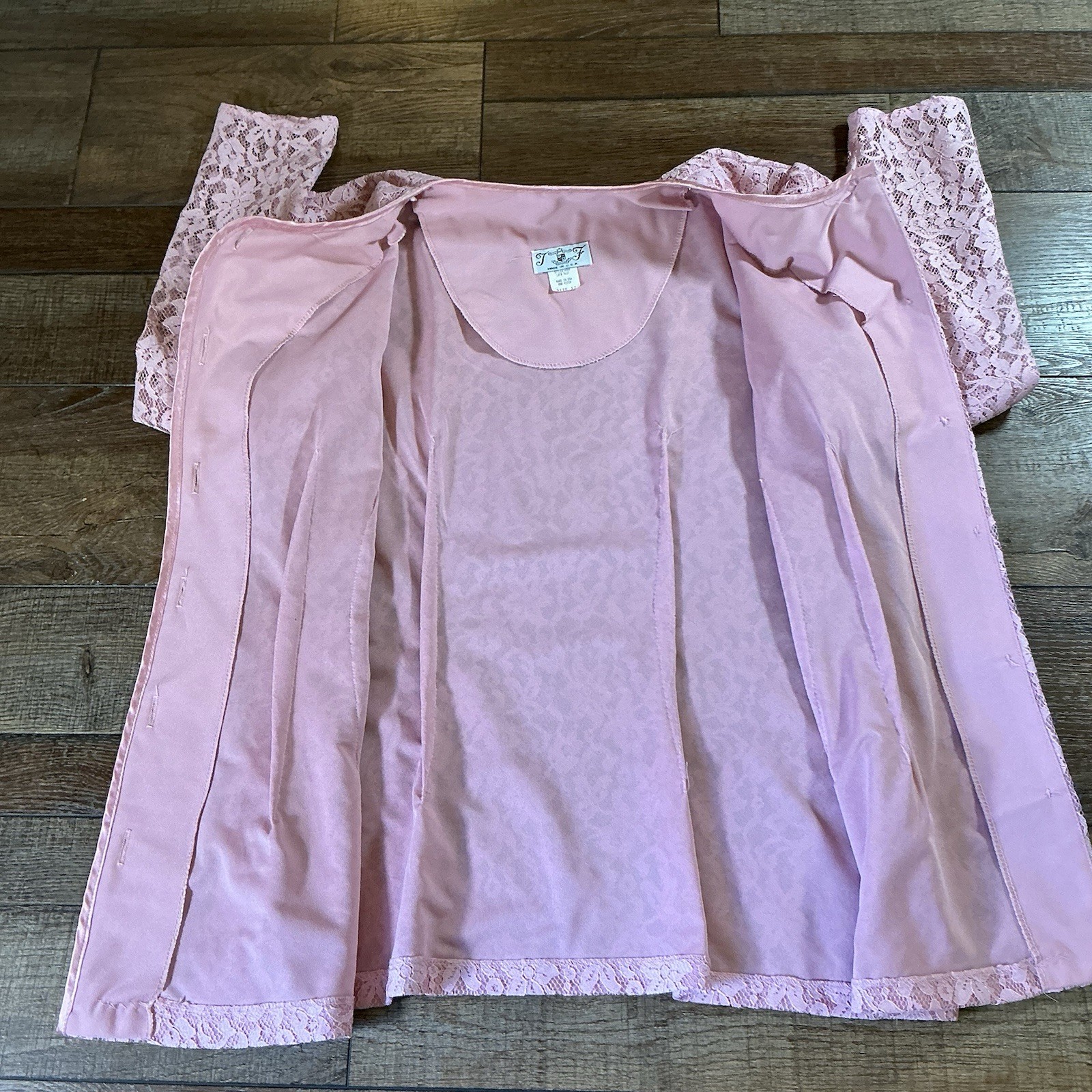 80s VINTAGE Pink Lace Jacket Women’s Size 12 USA Made Rhinestone Buttons #82529
