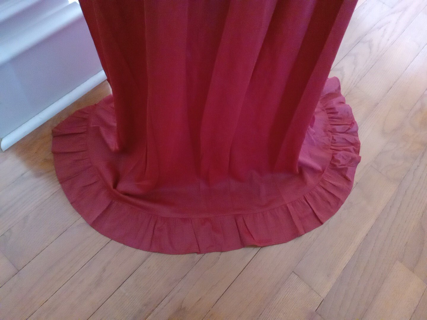 Dreamy Vintage Rogers Brick Red Long Night Gown Ruffles and Lace Women M 12-14