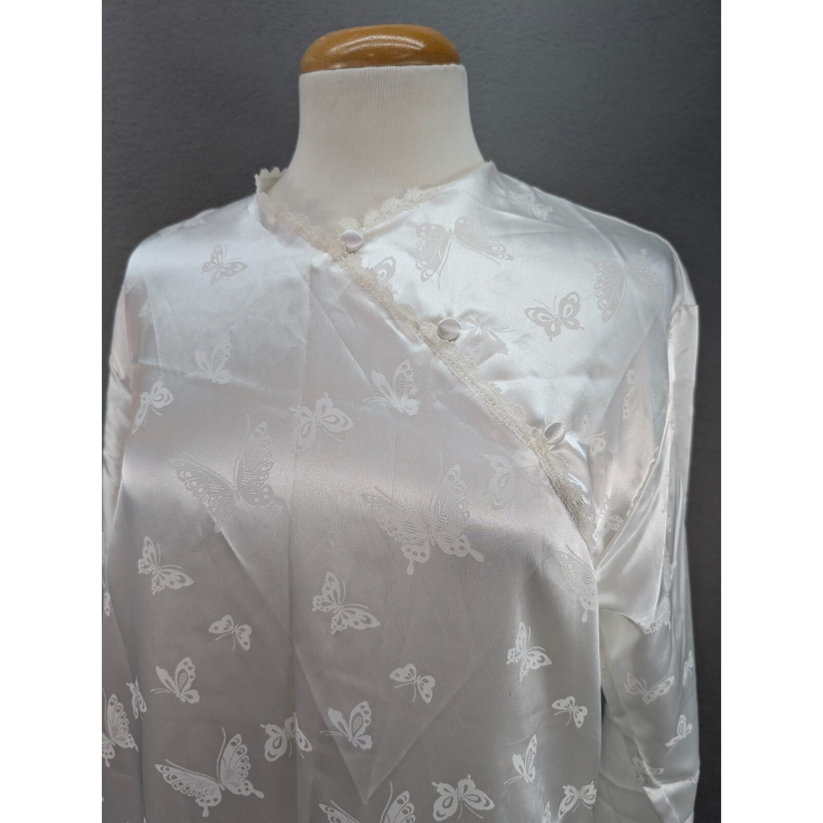 Vintage Papillon by Paula Carbone Ethereal Butterfly Nightgown Size M White USA