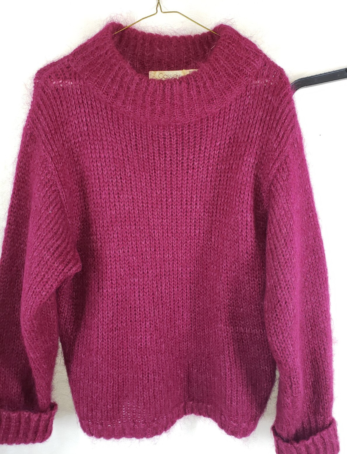Cassidy Women’s VTG 1980s Fuschia Mohair Blend Sweater M