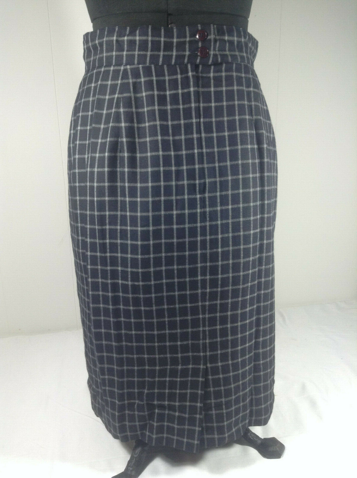 Jones Wear Plaid Skirt Sz 14 31W 26L