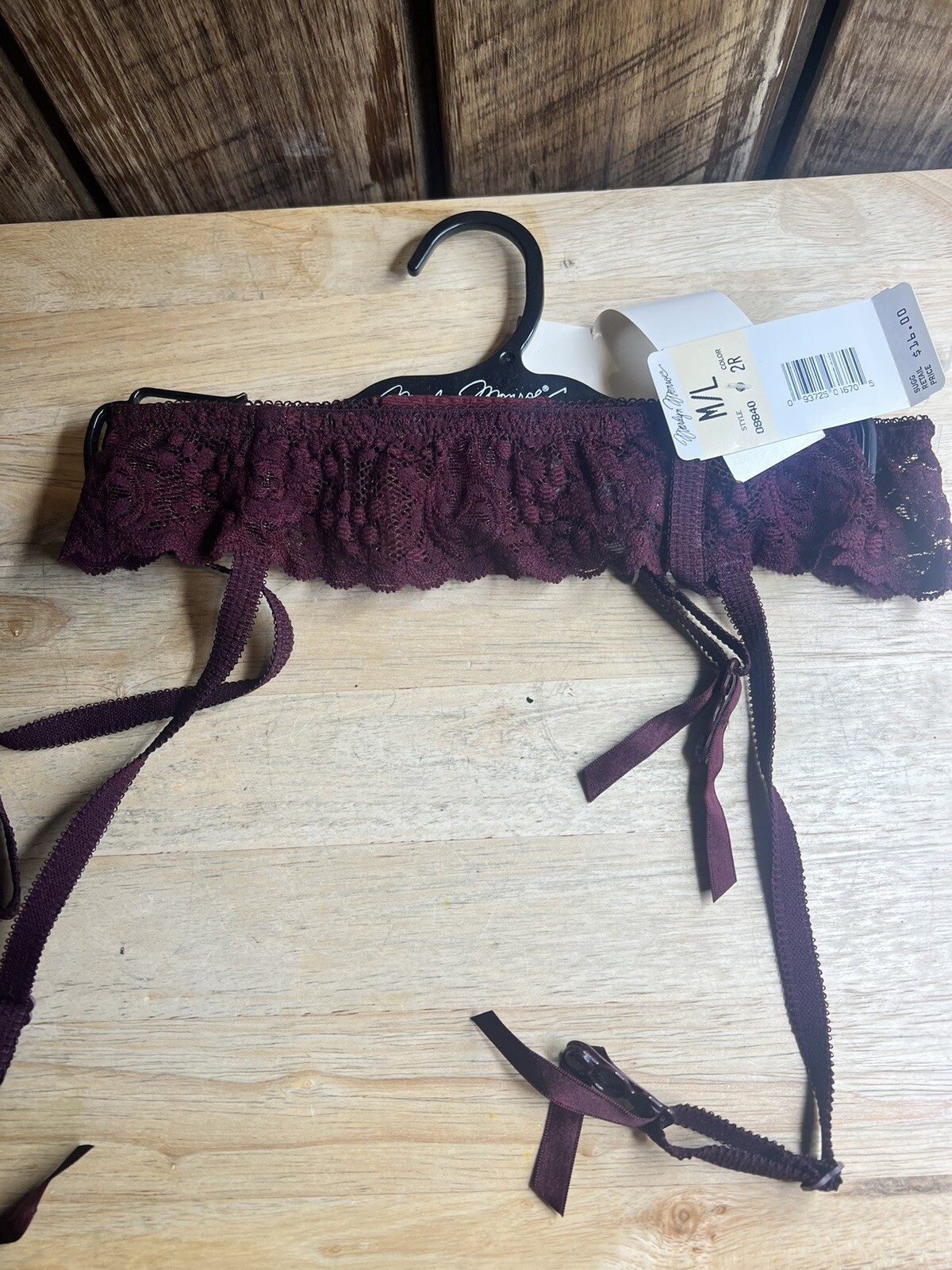Vintage NWT Marilyn Monroe Garter Size M/L Style 08840 Maroon