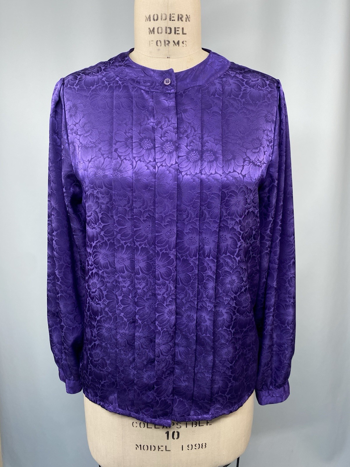 Vintage Blouse SIZE 8 MEDIUM purple MARLIS ELLE DESIGNS 80s 90s classic pleat