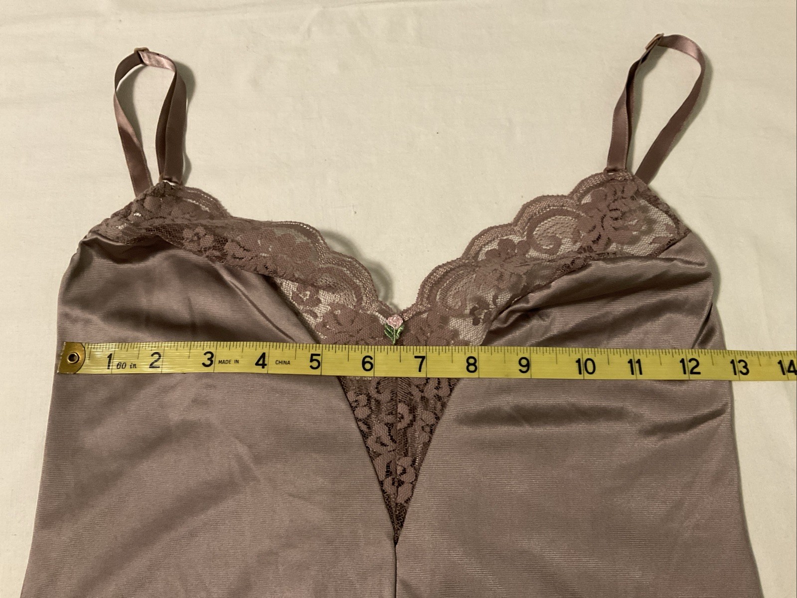 Vintage Maidenform Chantilly Shiny Nylon Snap Crotch Slip Bodysuit Size Small 32