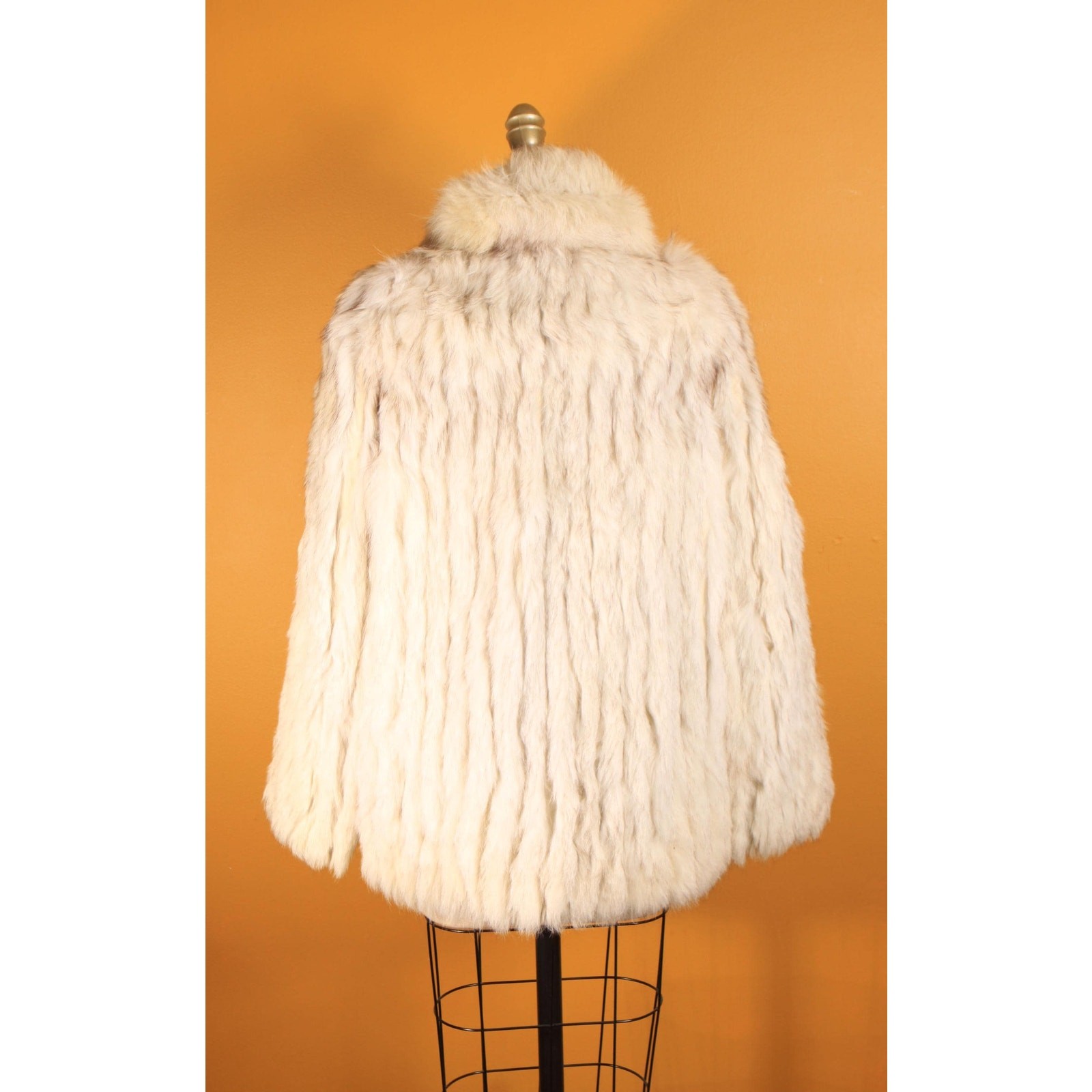 1980s Silver, White and Gray Fox Fur Long Sleeve Coat by Saga Fox -M-L