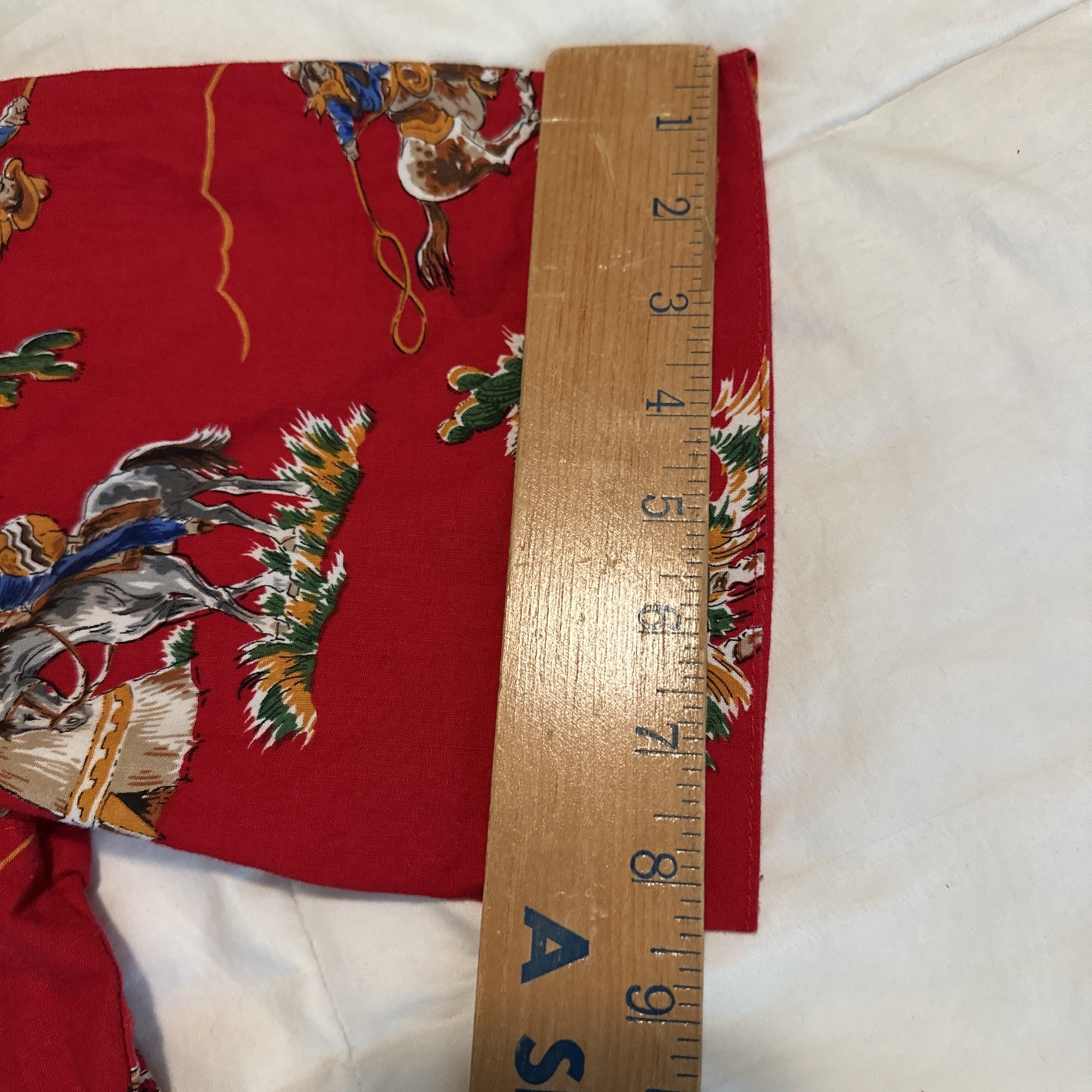 Vintage Gotcha Covered Southwestern Aztec Cowboy & Indian Horse Print Shirt USA